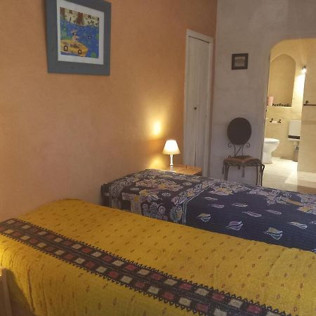Mas Des Broussonnetiers Apartman Barjac  Kültér fotó