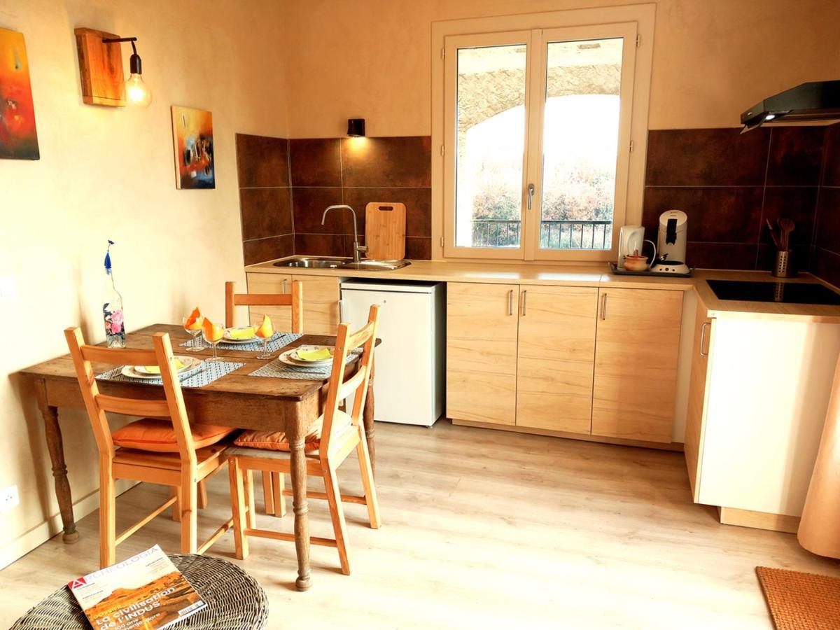 Mas Des Broussonnetiers Apartman Barjac  Kültér fotó