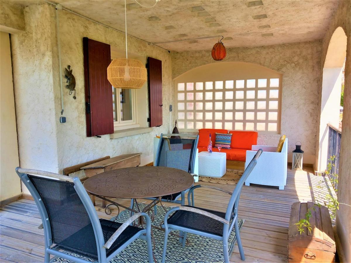 Mas Des Broussonnetiers Apartman Barjac  Kültér fotó