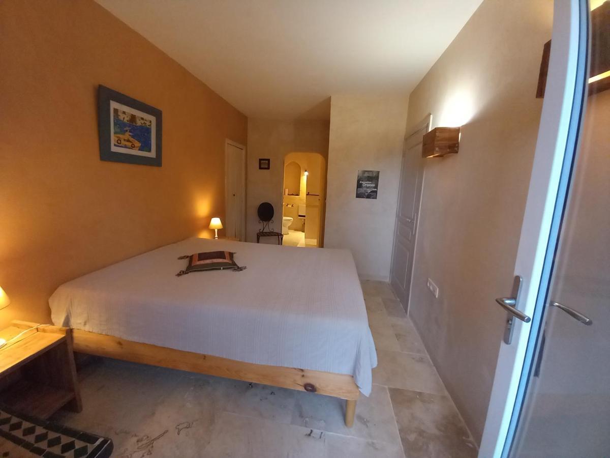 Mas Des Broussonnetiers Apartman Barjac  Kültér fotó